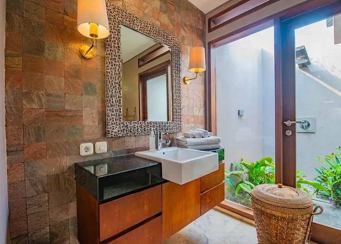 Kejora Beachfront Villa *