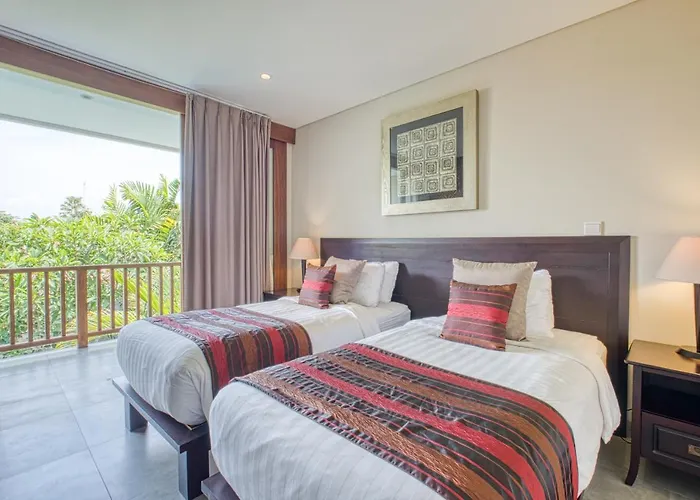Villa Kejora Beachfront *