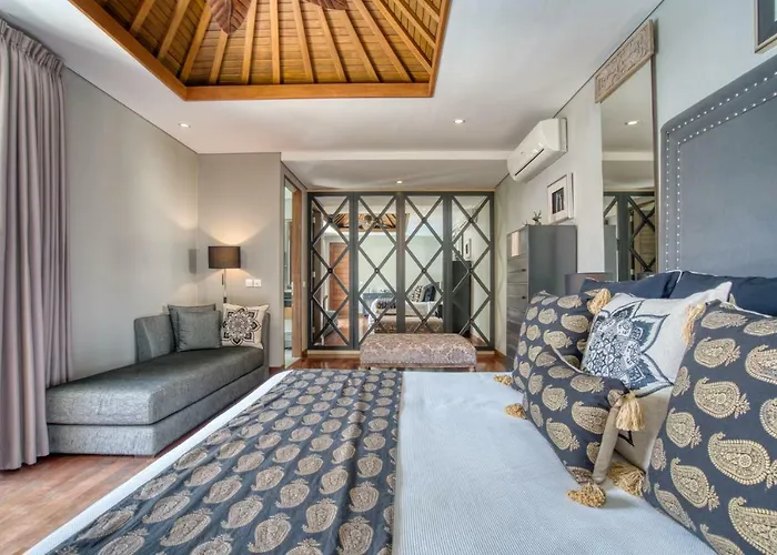 Kejora Beachfront Villa